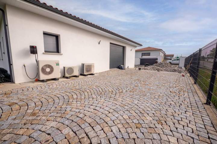 Pose de pavés traditionnels Saint-Pierre-d'Irube