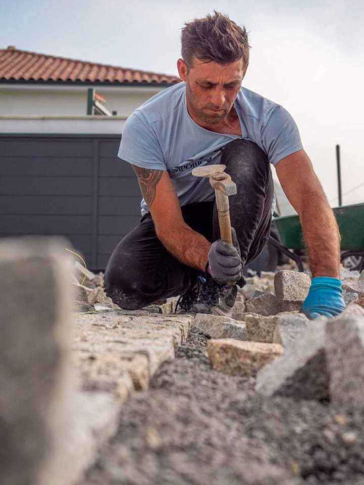 Pose de pavés en granit Saint-Pierre-d'Irube